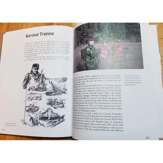 Casström Outdoors The Scandinavian Way - Survival Skills By Lars Fält 601145 - Image 2